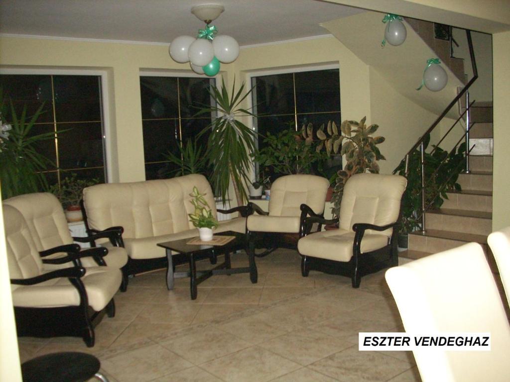 Hotel Vila Eszter à Sovata Extérieur photo
